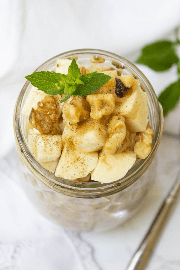 Overnight Oats with Bananas and Walnuts